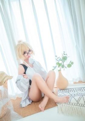 日韩精品在线视频快播绿色成人_1080高清完整版播放